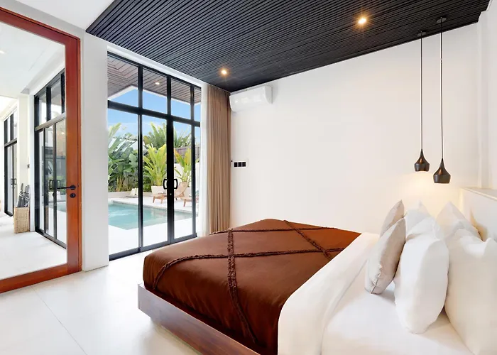 Villa Baliwood By Breig *