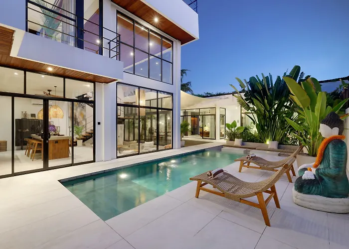 Villa Baliwood By Breig *
